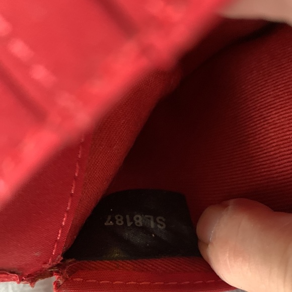 Fossil Red Leather (6") Organizer Wallet With Pen Holder & Silver Accents - Picture 9 of 16